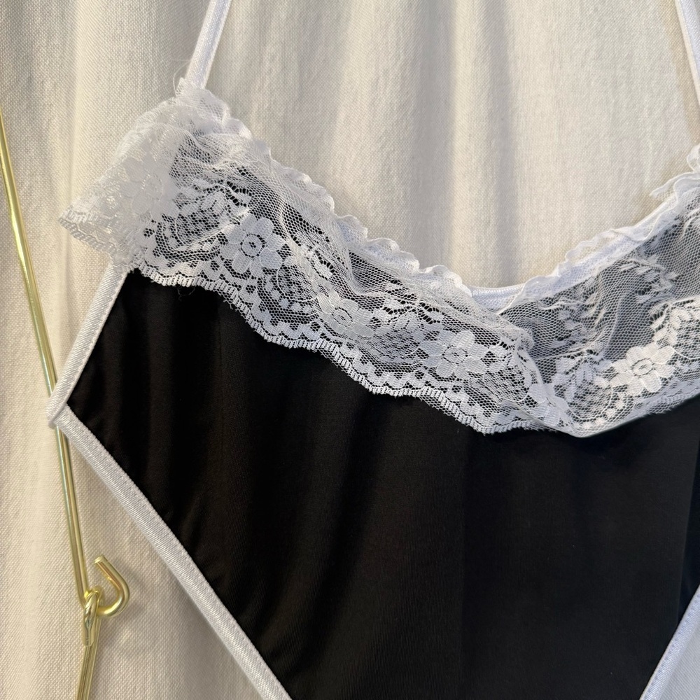Elegant Black and White Lace Maid Lingerie Set - Picture 3 of 7
